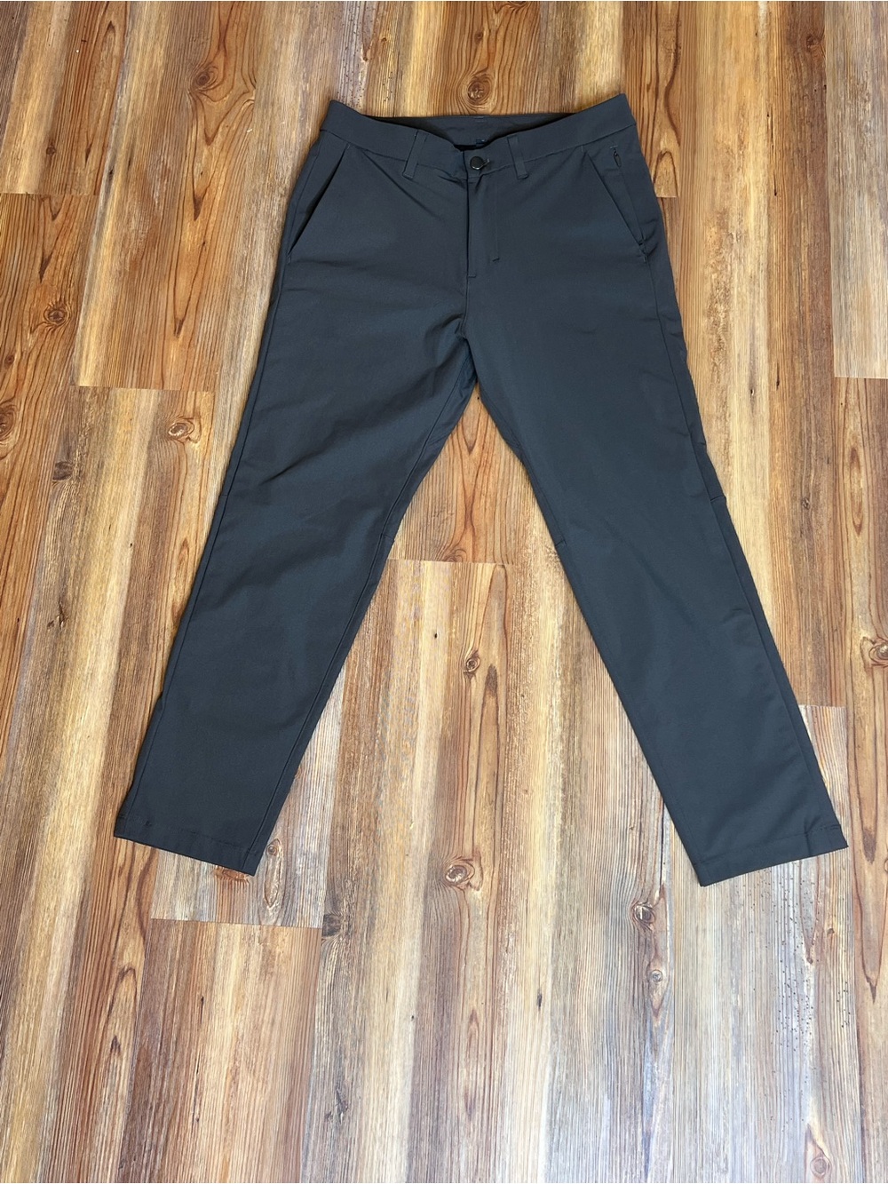 Lululemon athletica Men's Black Performance Dress Pants